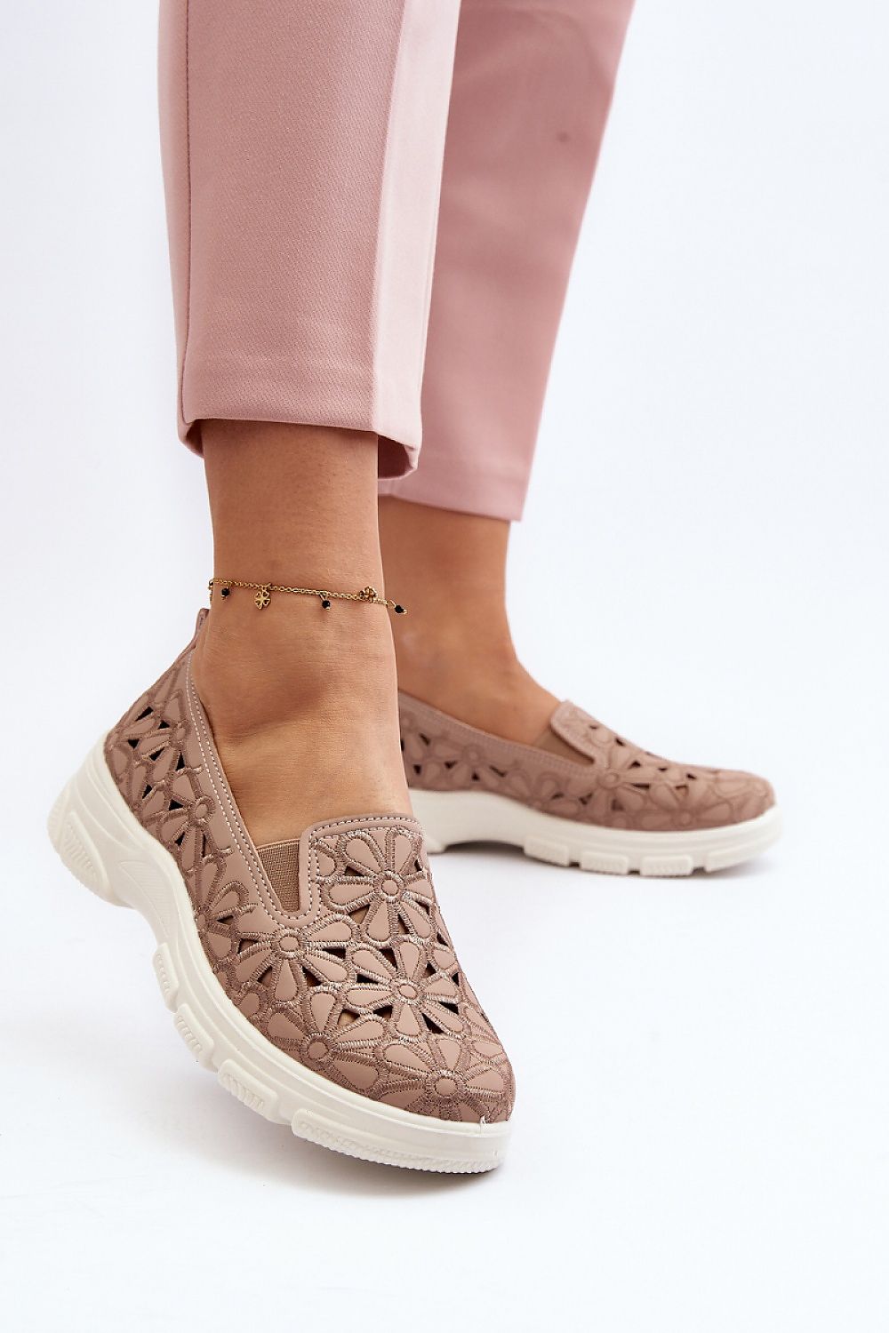 Half shoes model 193134 Step in style
