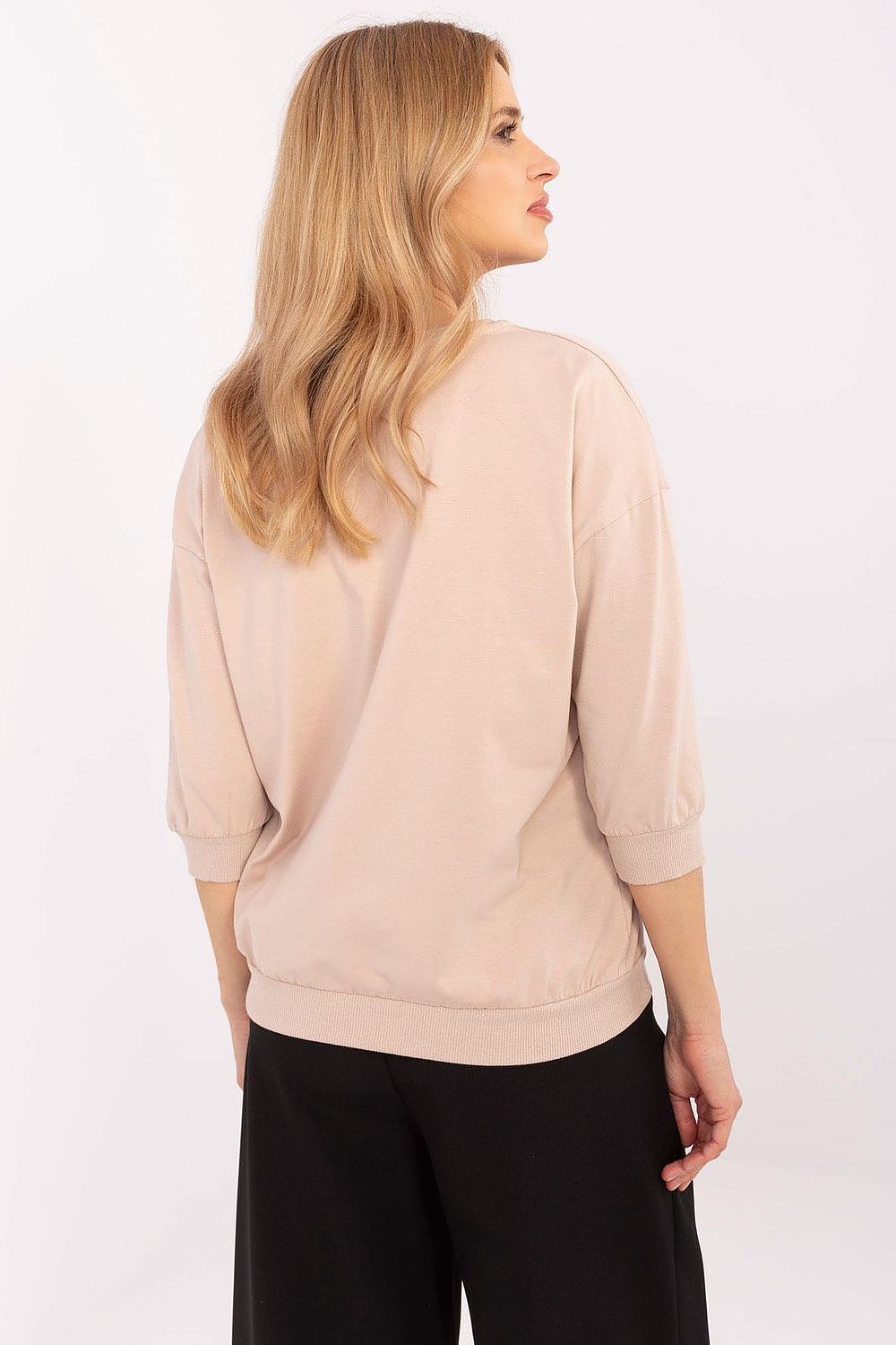 Blouse model 208230 Relevance