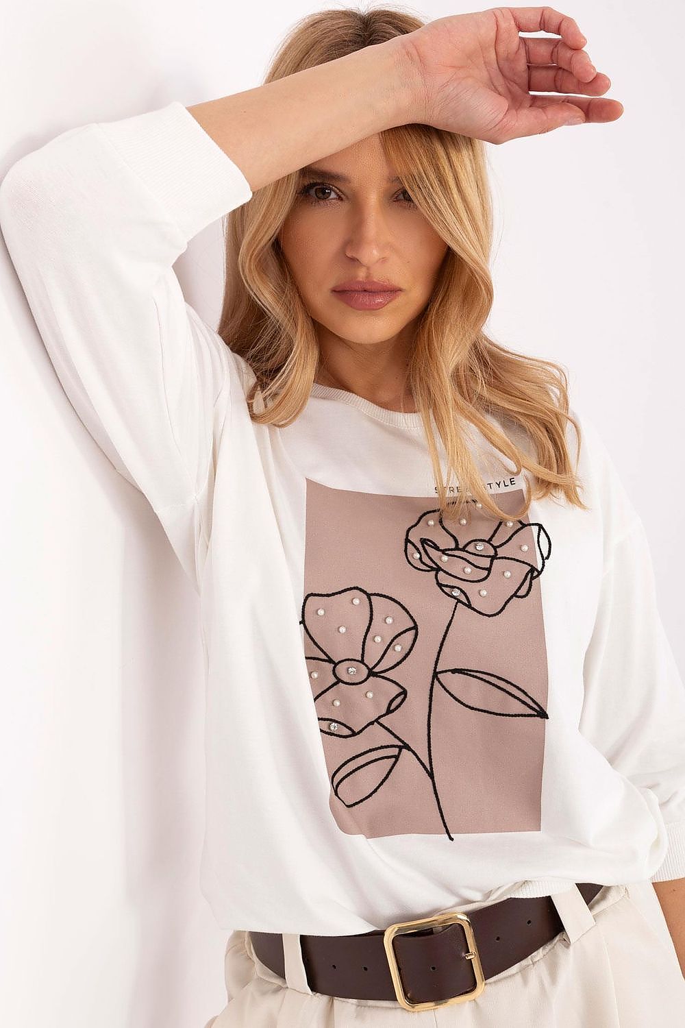 Blouse model 208231 Relevance