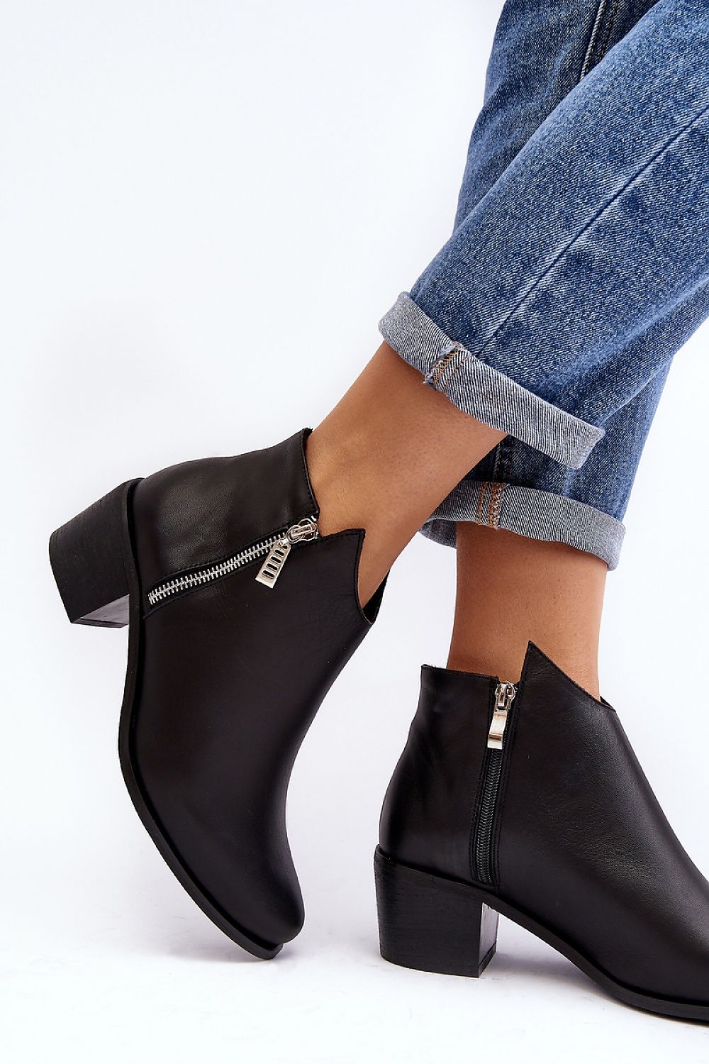  Heeled low shoes model 190708 Step in style 