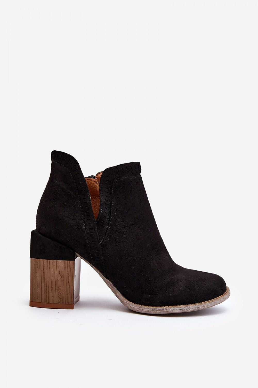  Heel boots model 192674 Step in style 