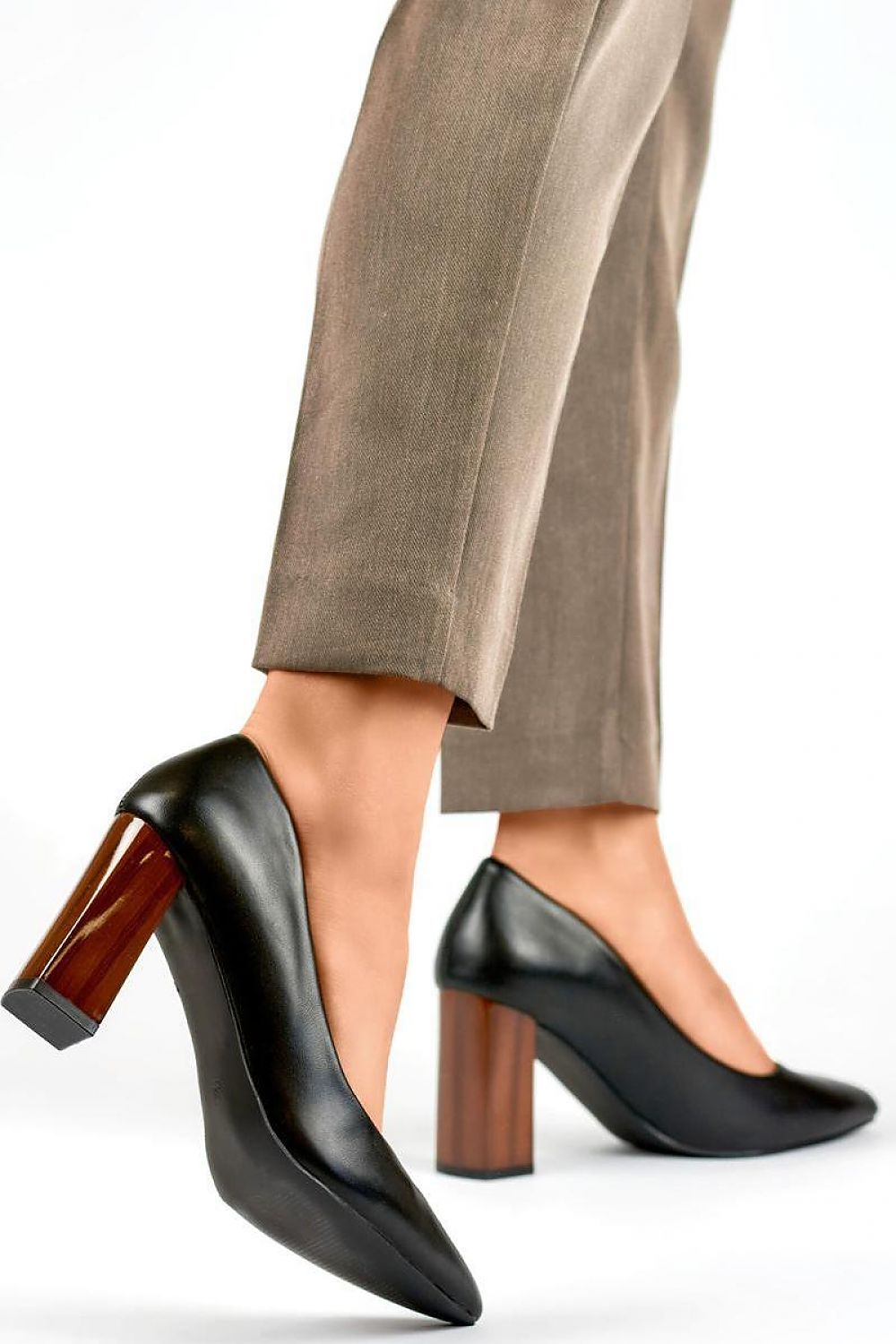  Block heel pumps model 197988 PRIMO 