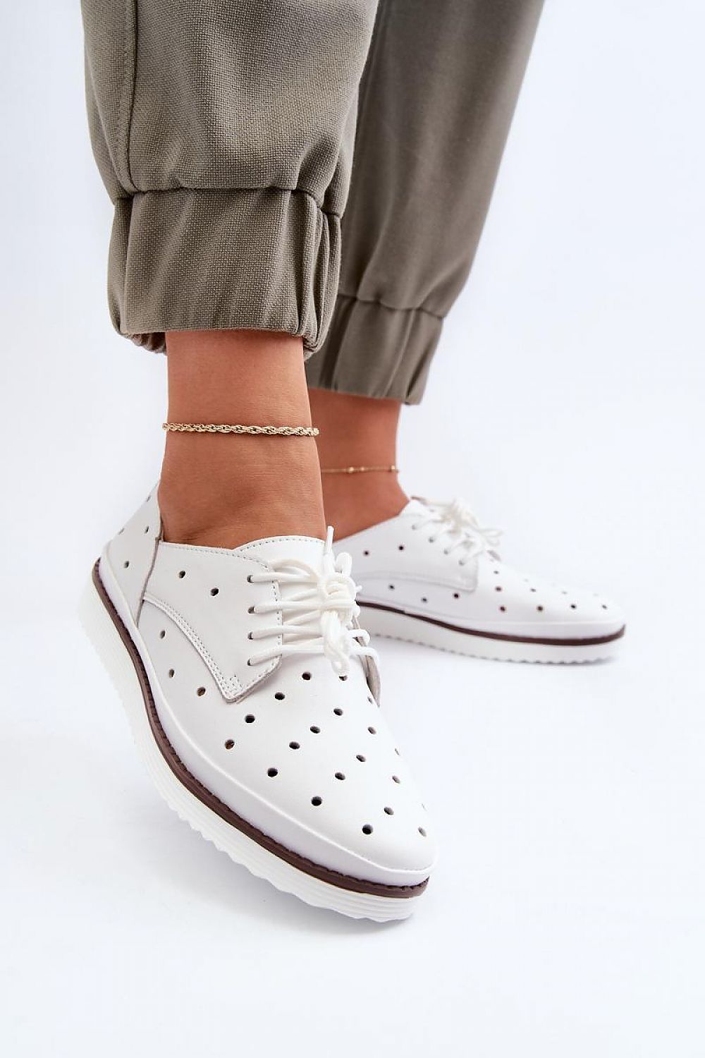 Half shoes model 198019 Step in style 