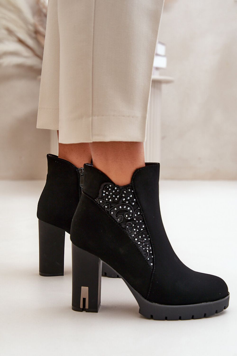  Heel boots model 199287 Step in style 